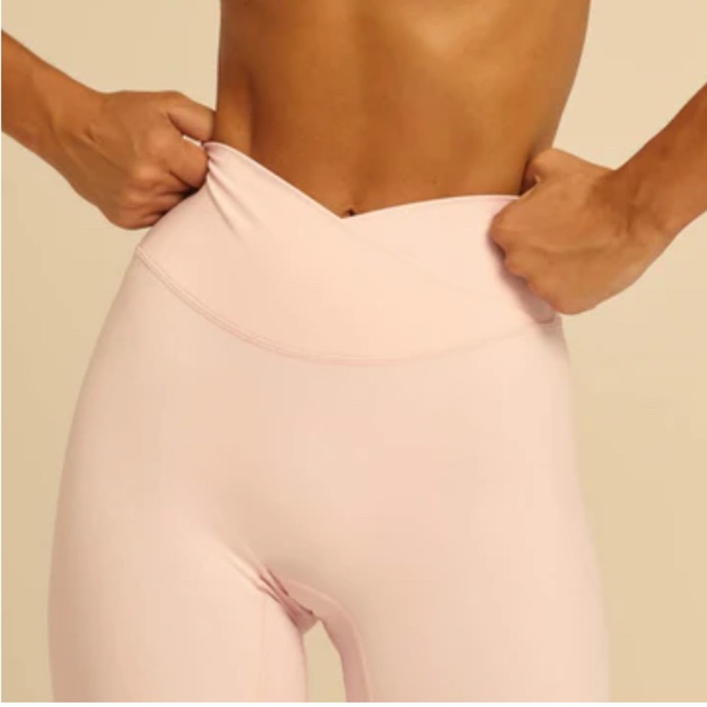 High-Waisted Pink Leggings